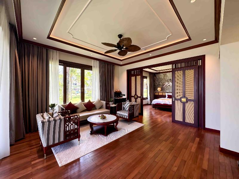 Sunny Beach Resort & Spa image