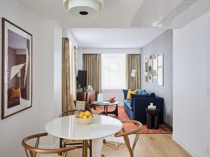 Rusk House Serviced Apartments