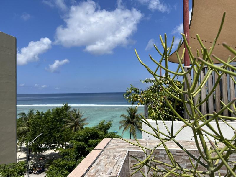 Turquoise Residence By Ui image