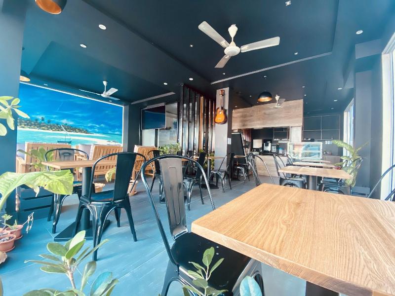 Turquoise Residence By Ui image