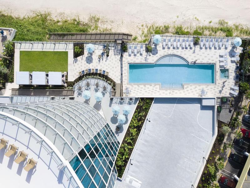 Max Beach Resort