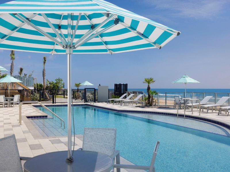 Max Beach Resort