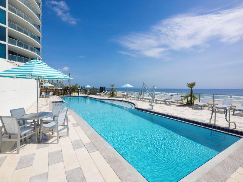 Max Beach Resort