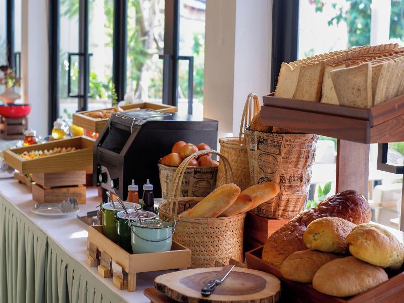 Niranapa Boutique Resort image
