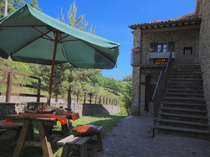 Belvilla By Oyo Farmhouse With Swimming Pool image