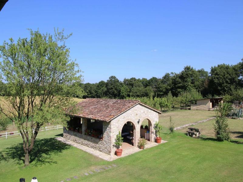 Cottage In Todi With Pool And Sauna image
