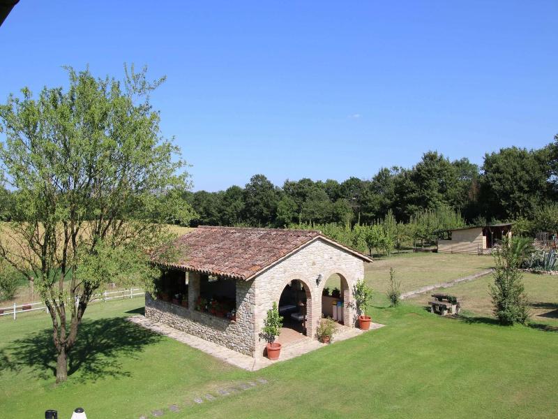 Cottage In Todi With Pool And Sauna image