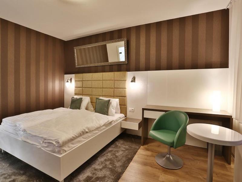 Vip Apartments image