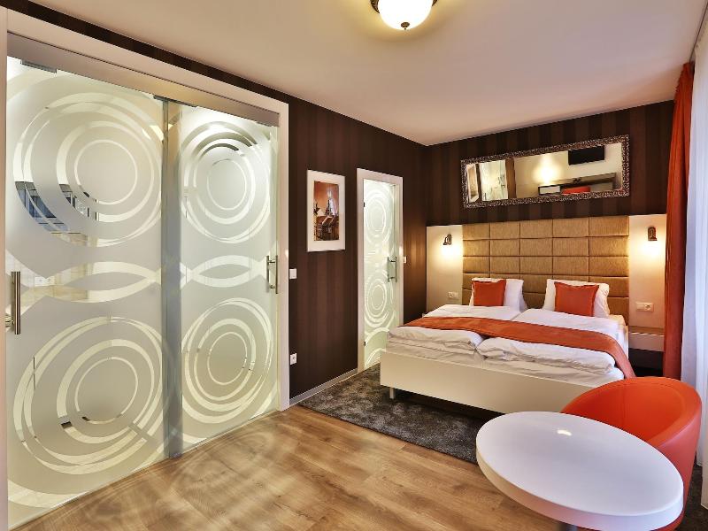 Vip Apartments image