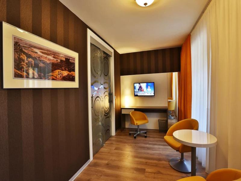 Vip Apartments image