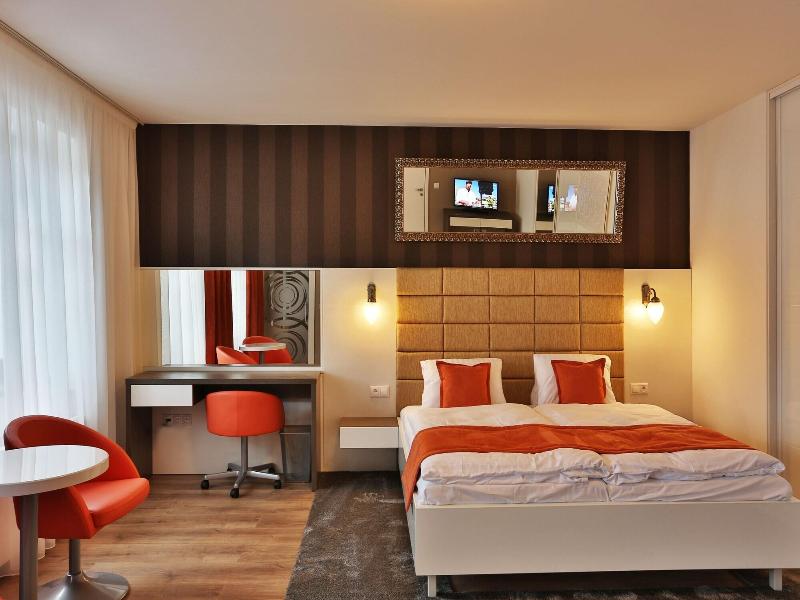 Vip Apartments image
