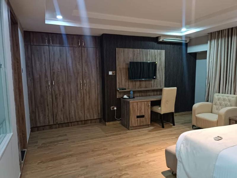 Cubana Signature image