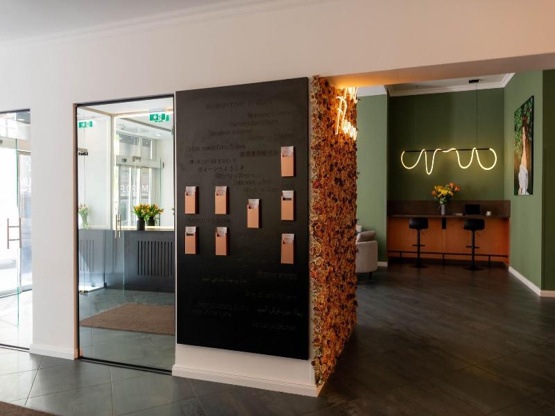 Florum Hotel image