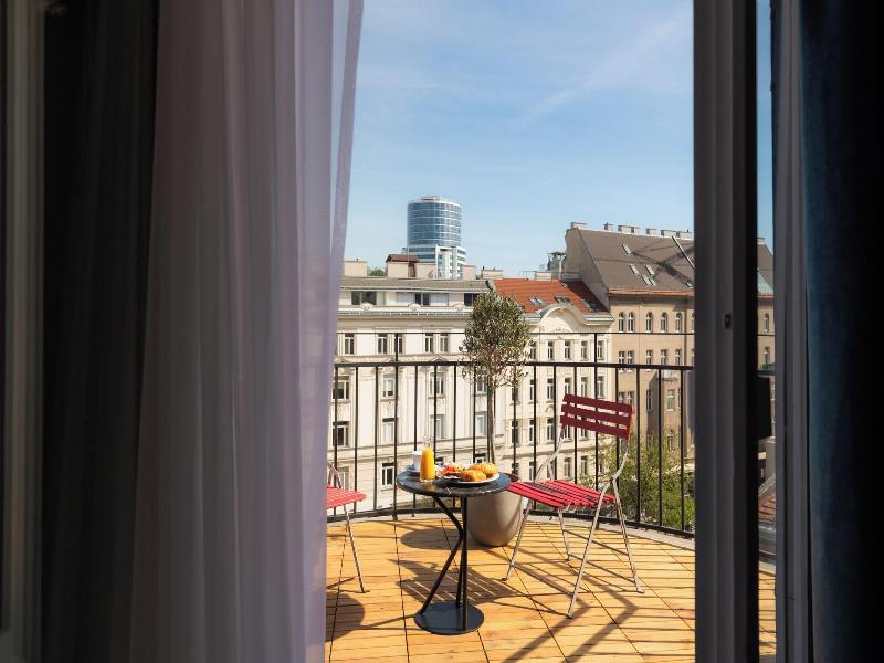 Florum Hotel image