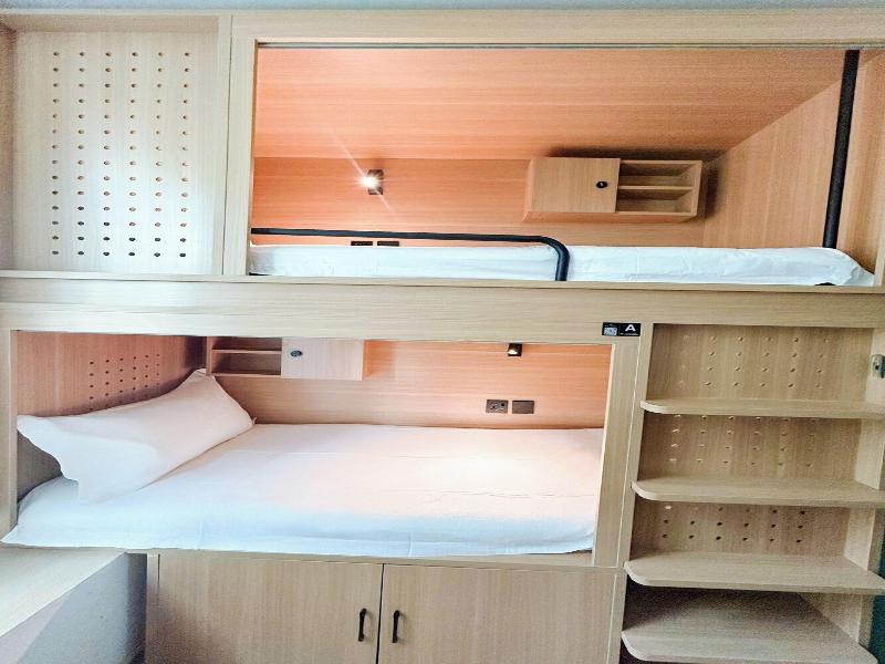 Homix Hotel image