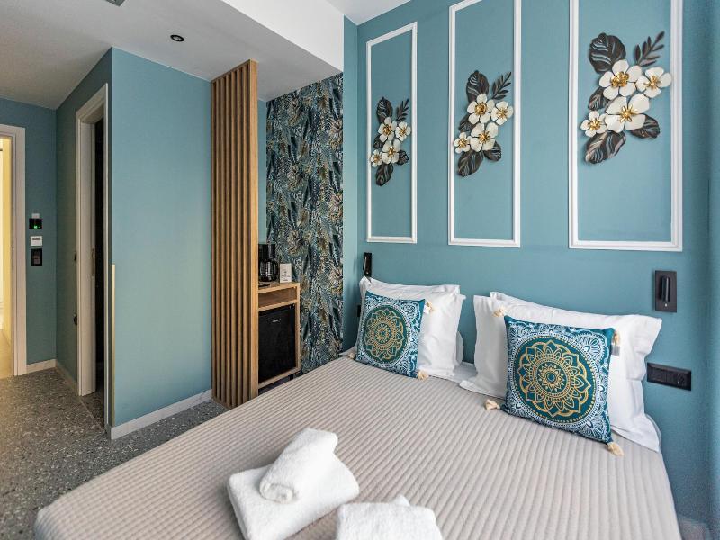 Ernest Suites Psiri image