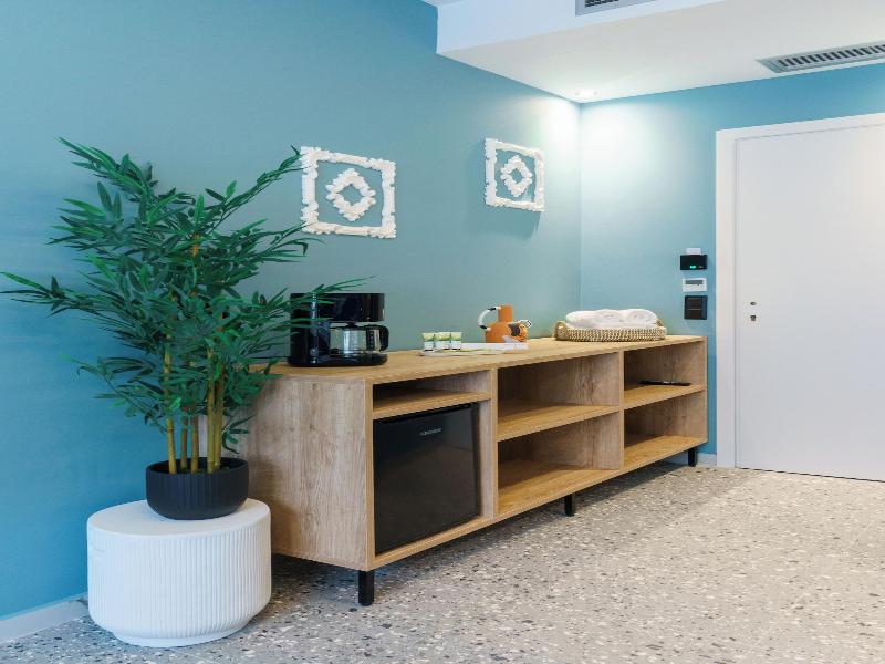 Ernest Suites Psiri image