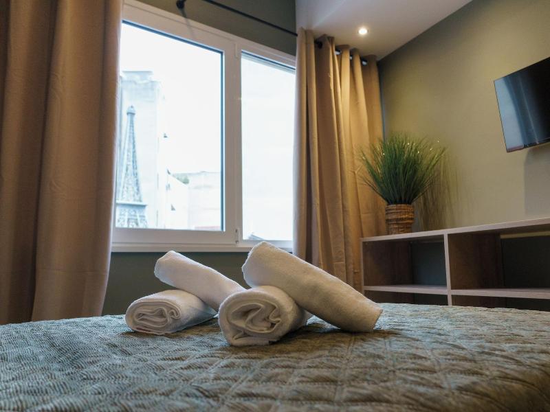 Ernest Suites Psiri image