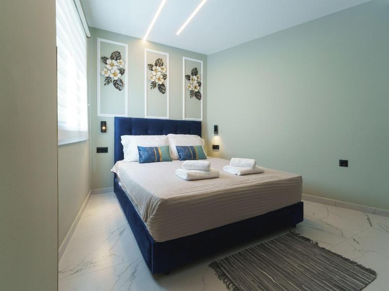 Ernest Suites Psiri image