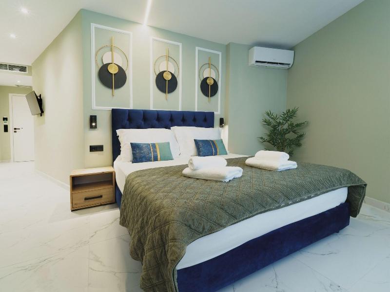 Ernest Suites Psiri image