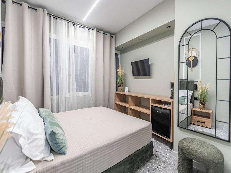 Ernest Suites Psiri image