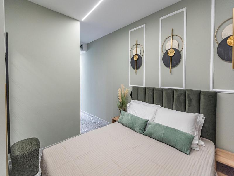 Ernest Suites Psiri image