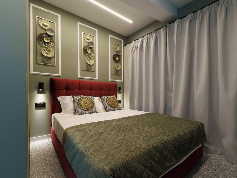 Ernest Suites Psiri image