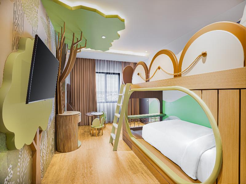 Fox Hotel Nagoya Batam image