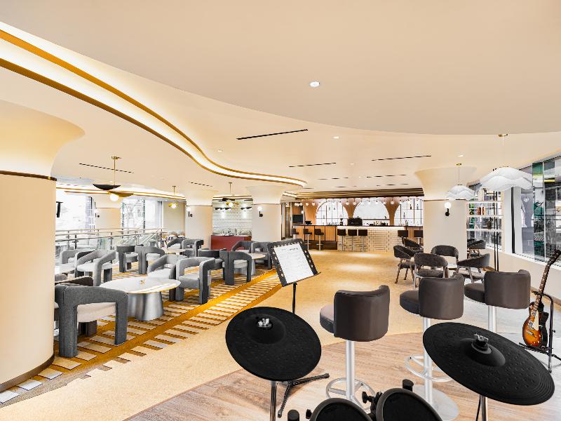 Fox Hotel Nagoya Batam image