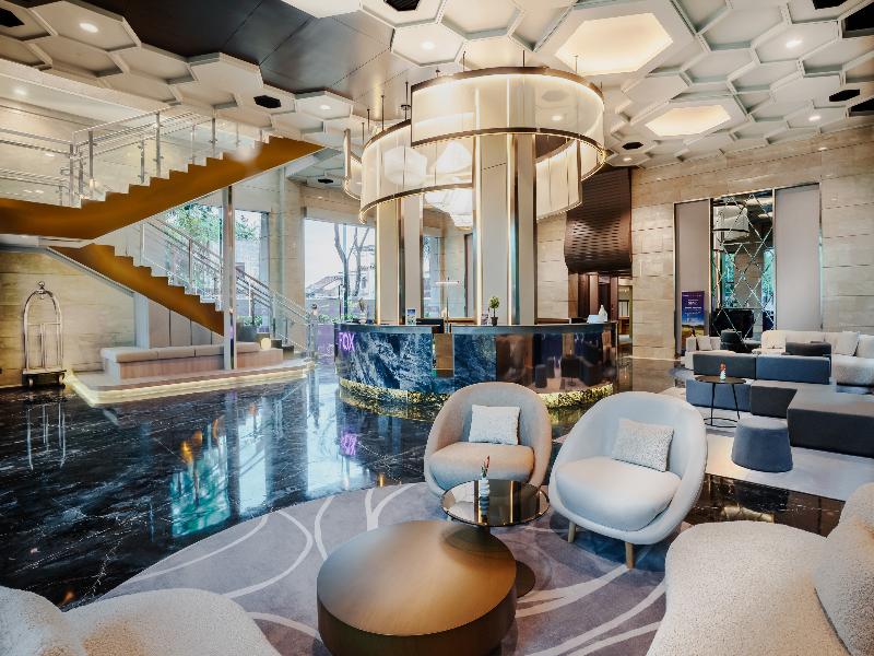 Fox Hotel Nagoya Batam image