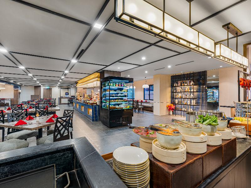 Fox Hotel Nagoya Batam image