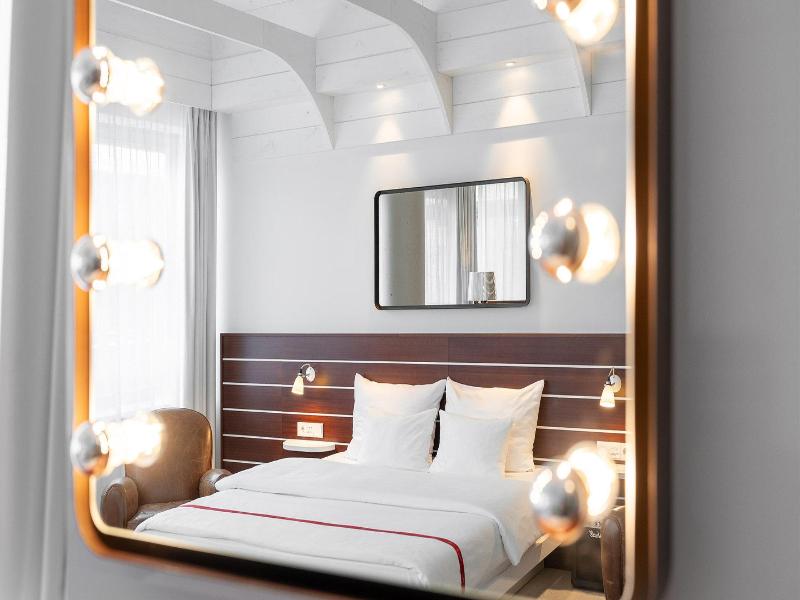 Ruby Frida Hotel Stockholm by IHG image
