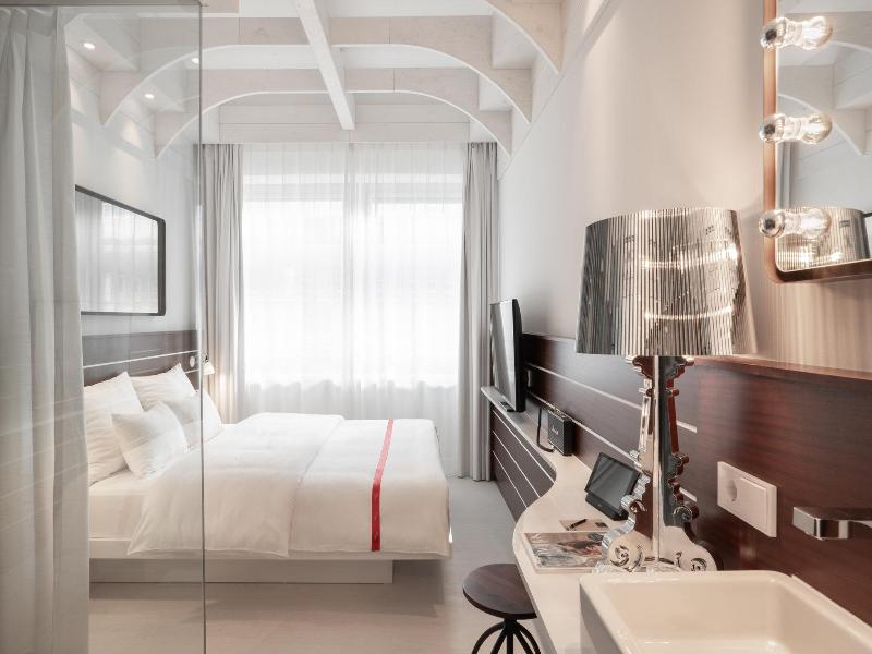 Ruby Frida Hotel Stockholm by IHG image