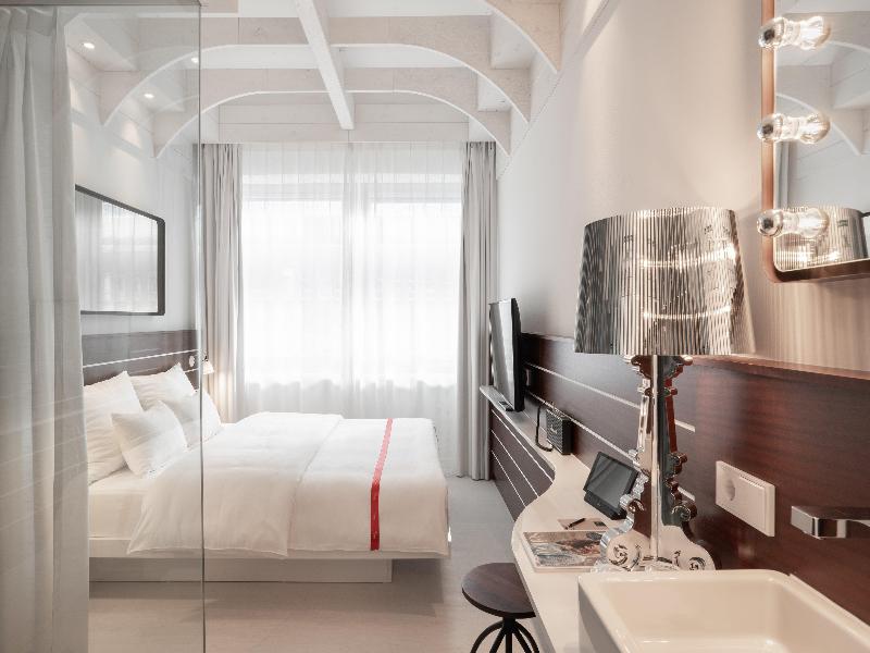 Ruby Frida Hotel Stockholm by IHG image