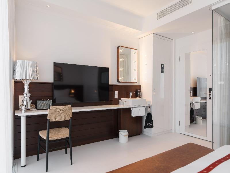 Ruby Frida Hotel Stockholm by IHG image
