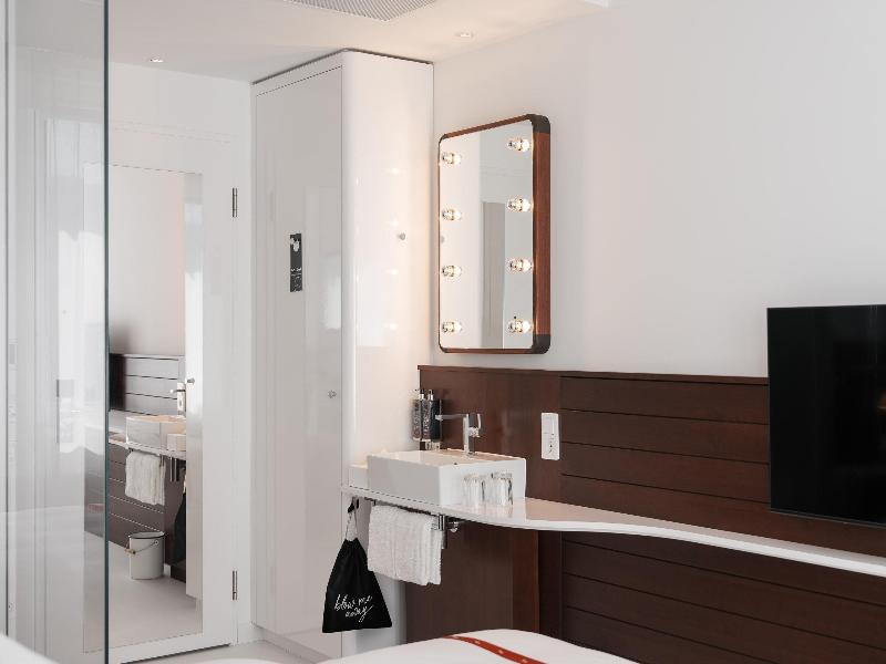 Ruby Frida Hotel Stockholm by IHG image