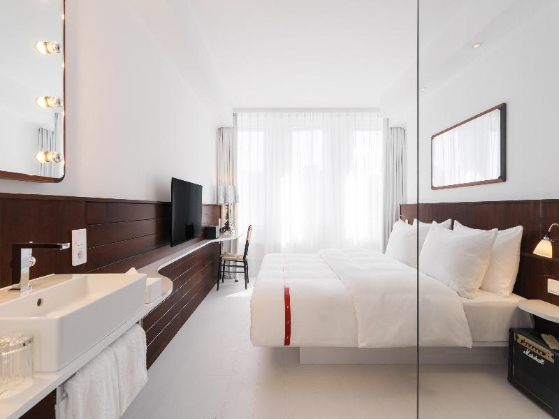 Ruby Frida Hotel Stockholm by IHG image