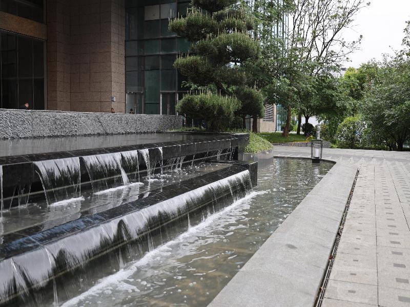 Hualuxe Guiyang Financial City image
