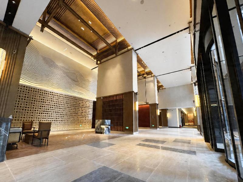 Hualuxe Guiyang Financial City image