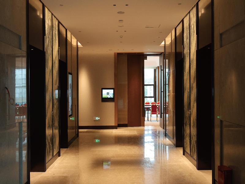 Hualuxe Guiyang Financial City image