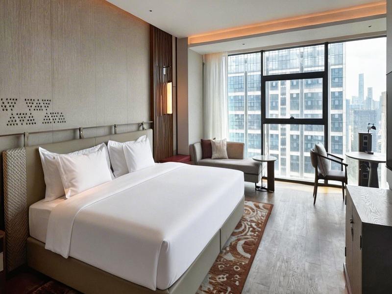 Hualuxe Guiyang Financial City image