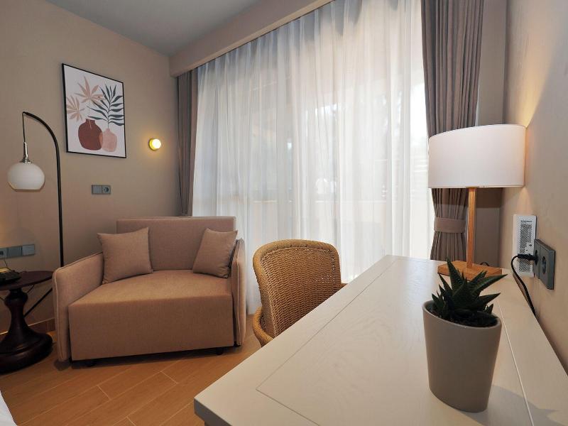 Ionian Crown - Suites In Barbati image