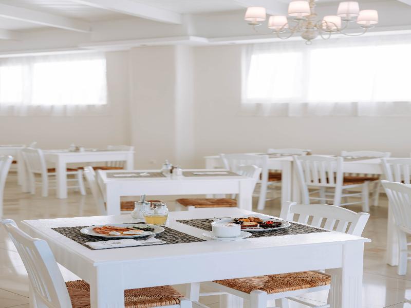 Hotiday Room Collection - Naxos image