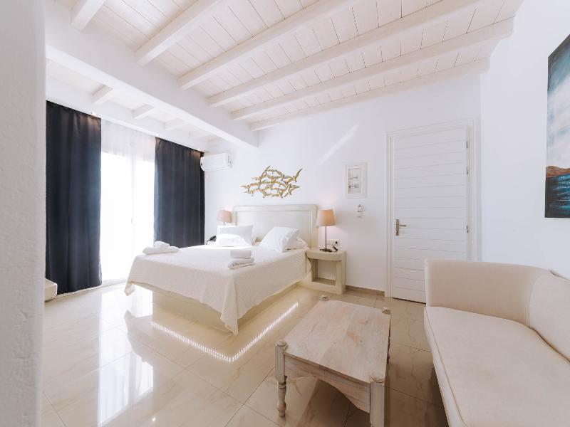 Hotiday Room Collection - Naxos image