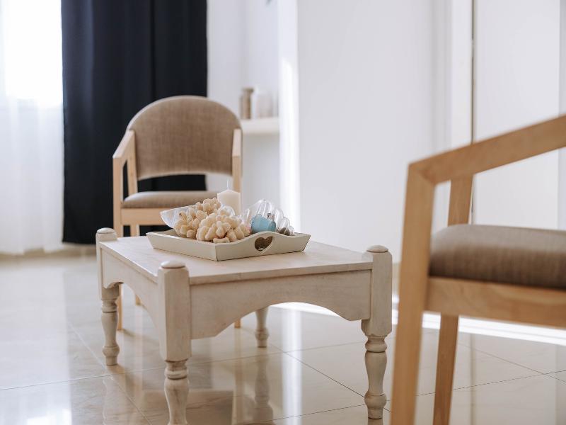 Hotiday Room Collection - Naxos image