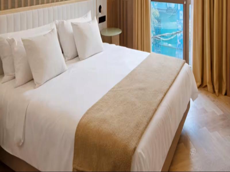 Cuber House Valencia, Curio Collection by Hilton image
