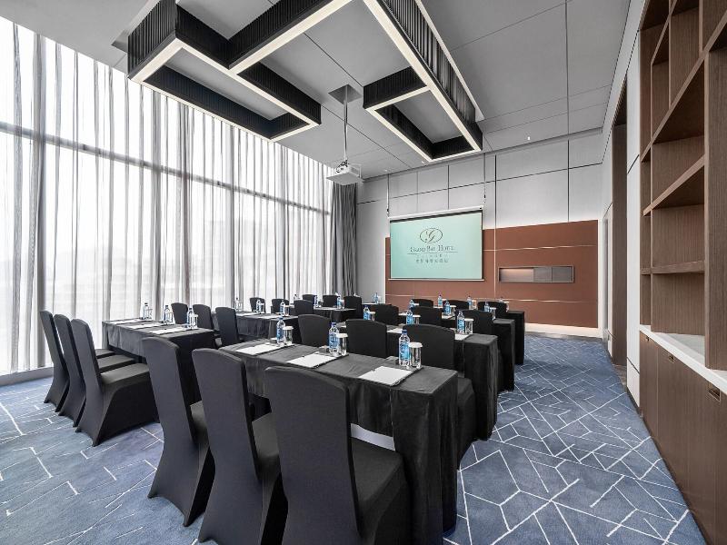 Grand Bay Hotel Chengdu