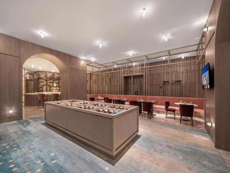 Grand Bay Hotel Chengdu
