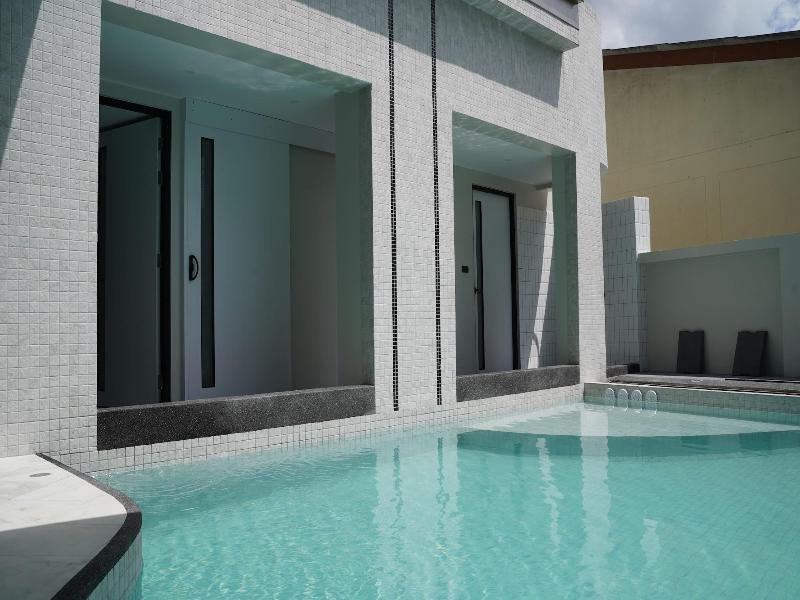 Ratri Hotel Phuket Old Town image