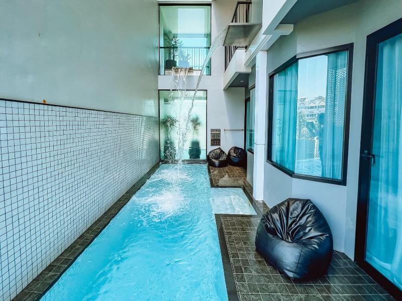 Ratri Hotel Phuket Old Town image
